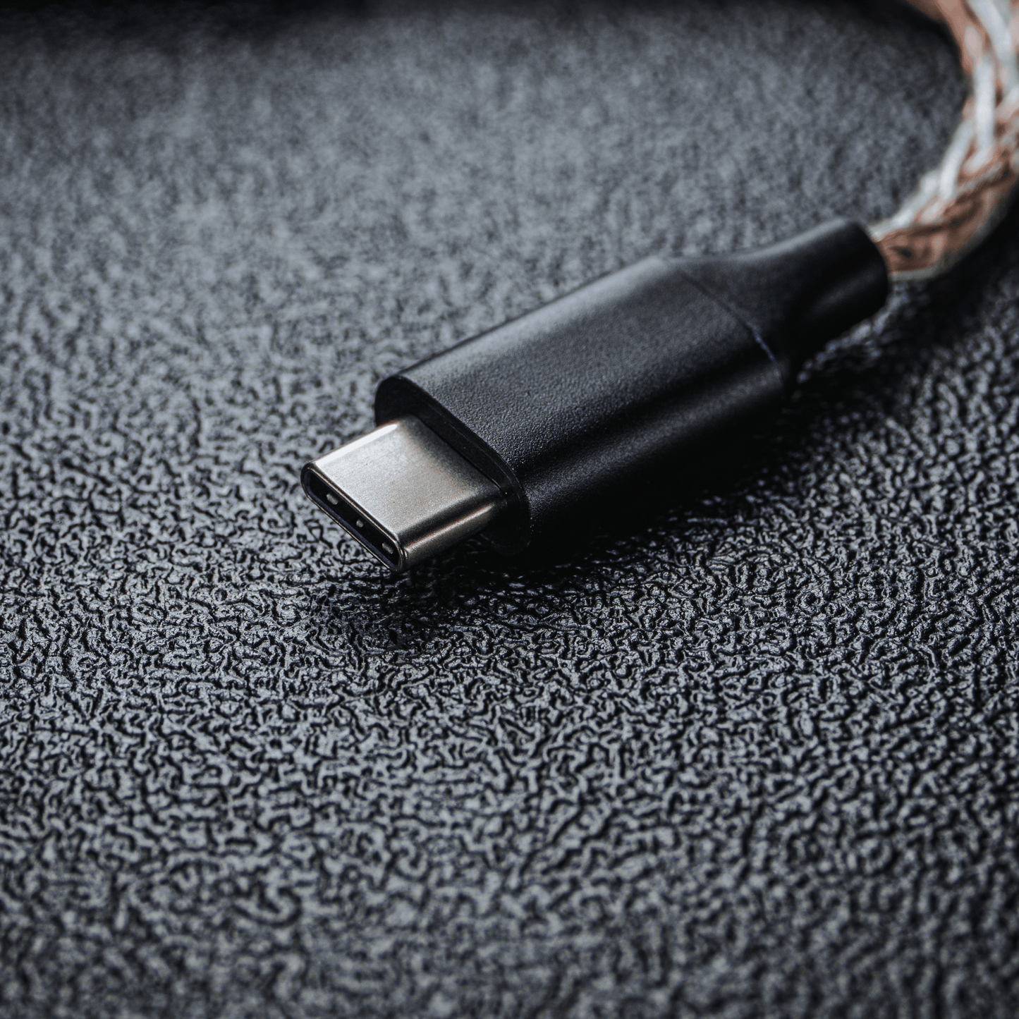 YSI 8-Core Braided USB-C to 3.5mm DAC Dongle