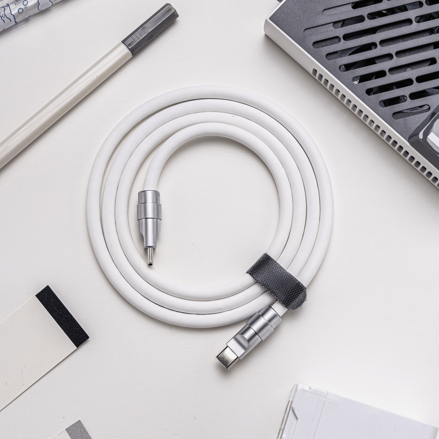 YSI PremiumTouch Silicone USB-C to USB-C / USB-C to Lightning Charging Cable