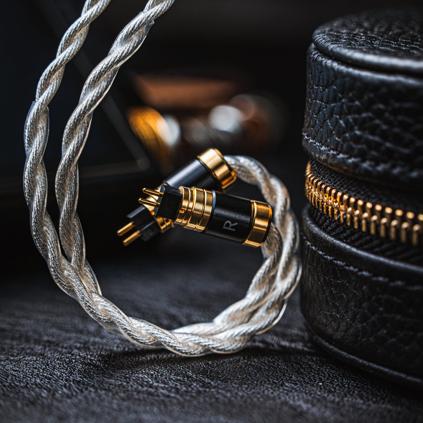 YSI Black & Gold Modular IEM Cable With Interchangeable Plugs