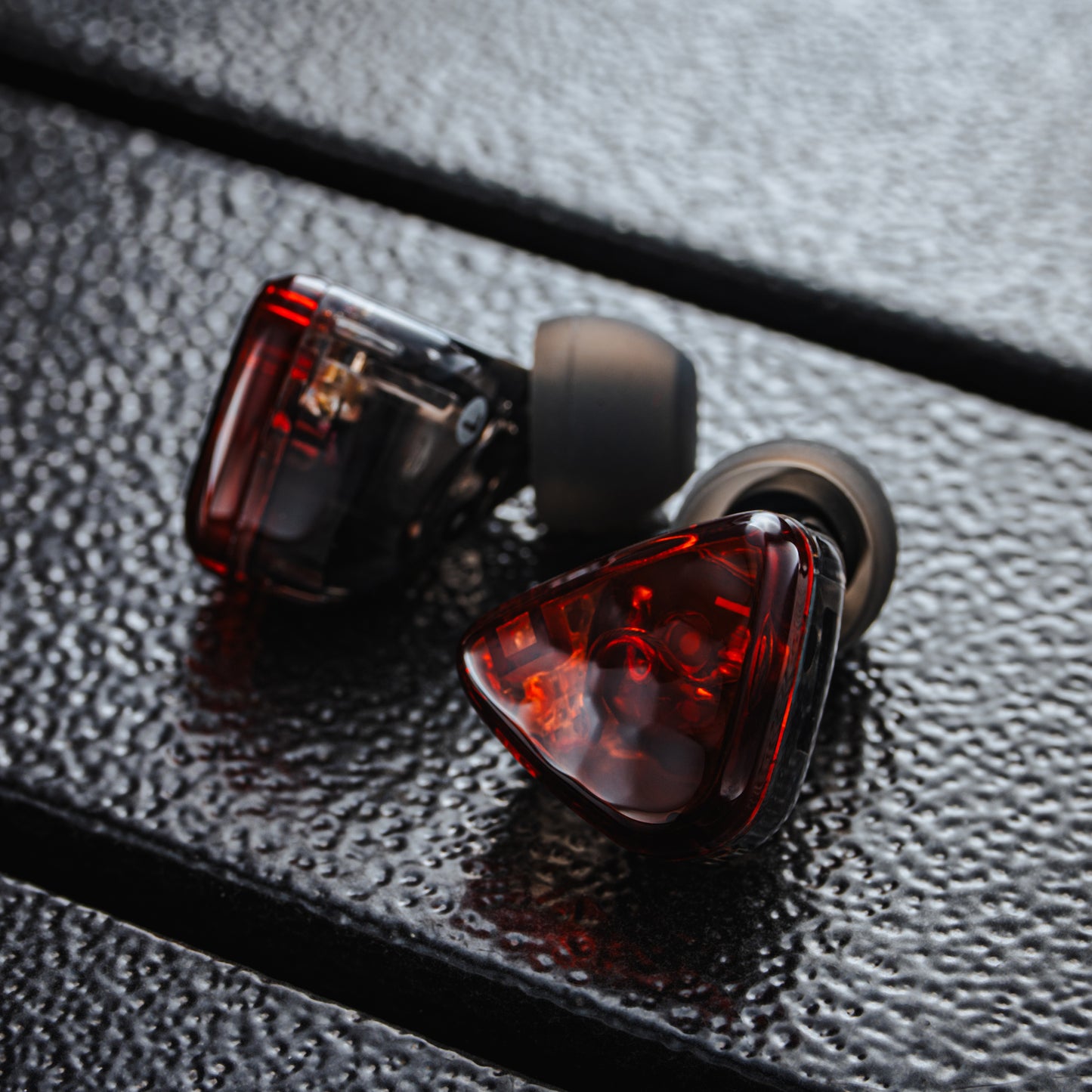 YSI YOLO In-Ear Monitors | 10mm Dual Magnet Drivers | Detachable 0.78mm Cable | Hi-Fi Earphones with Mic